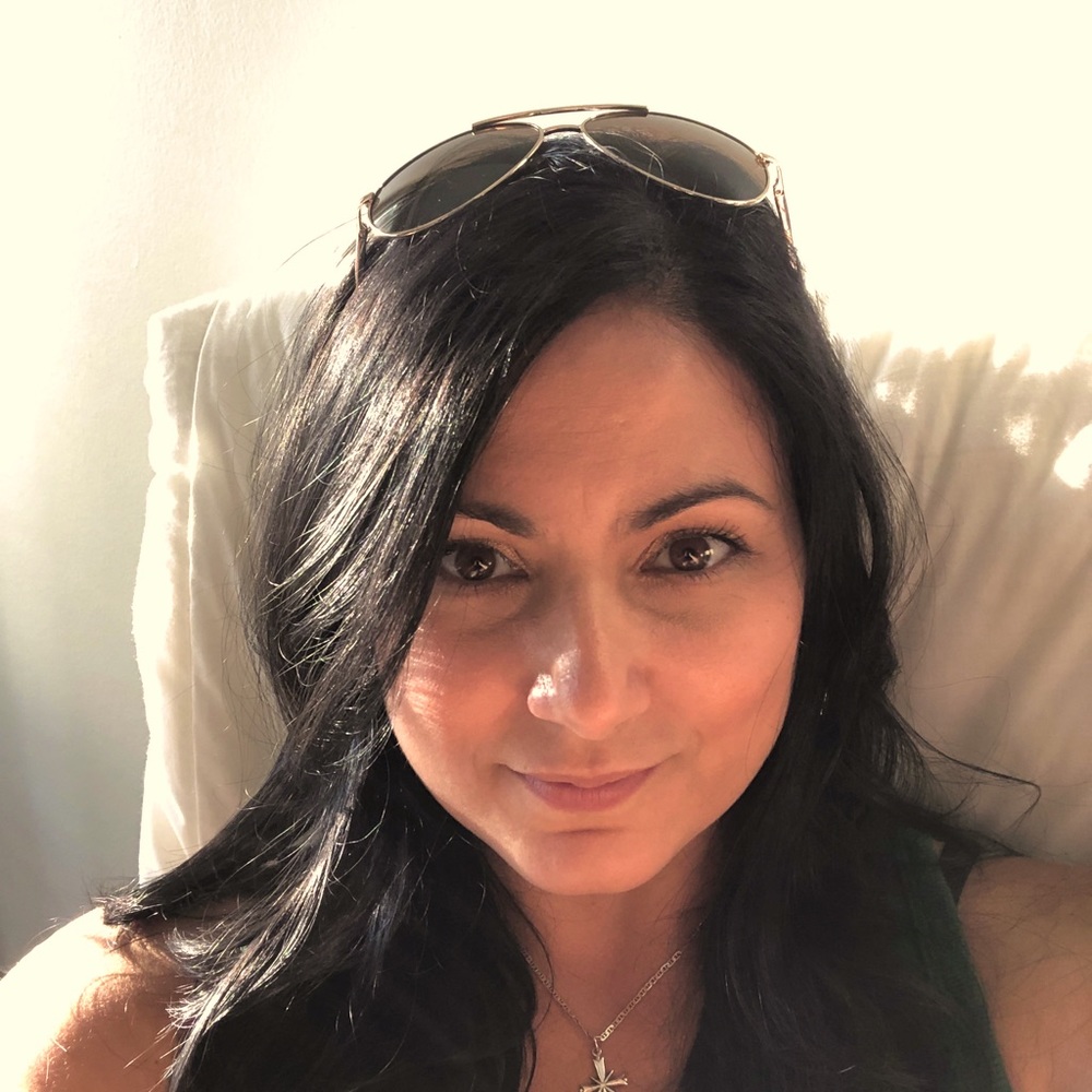 Meet your Posher, Mara